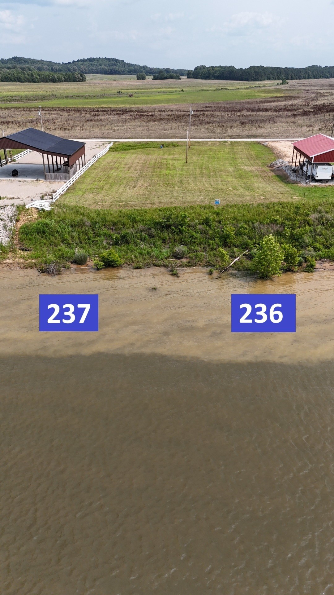 2631 Hardin Bottom River Road Clifton, TN 38425 - Photo 4 of 9 a view of a street with an ocean view