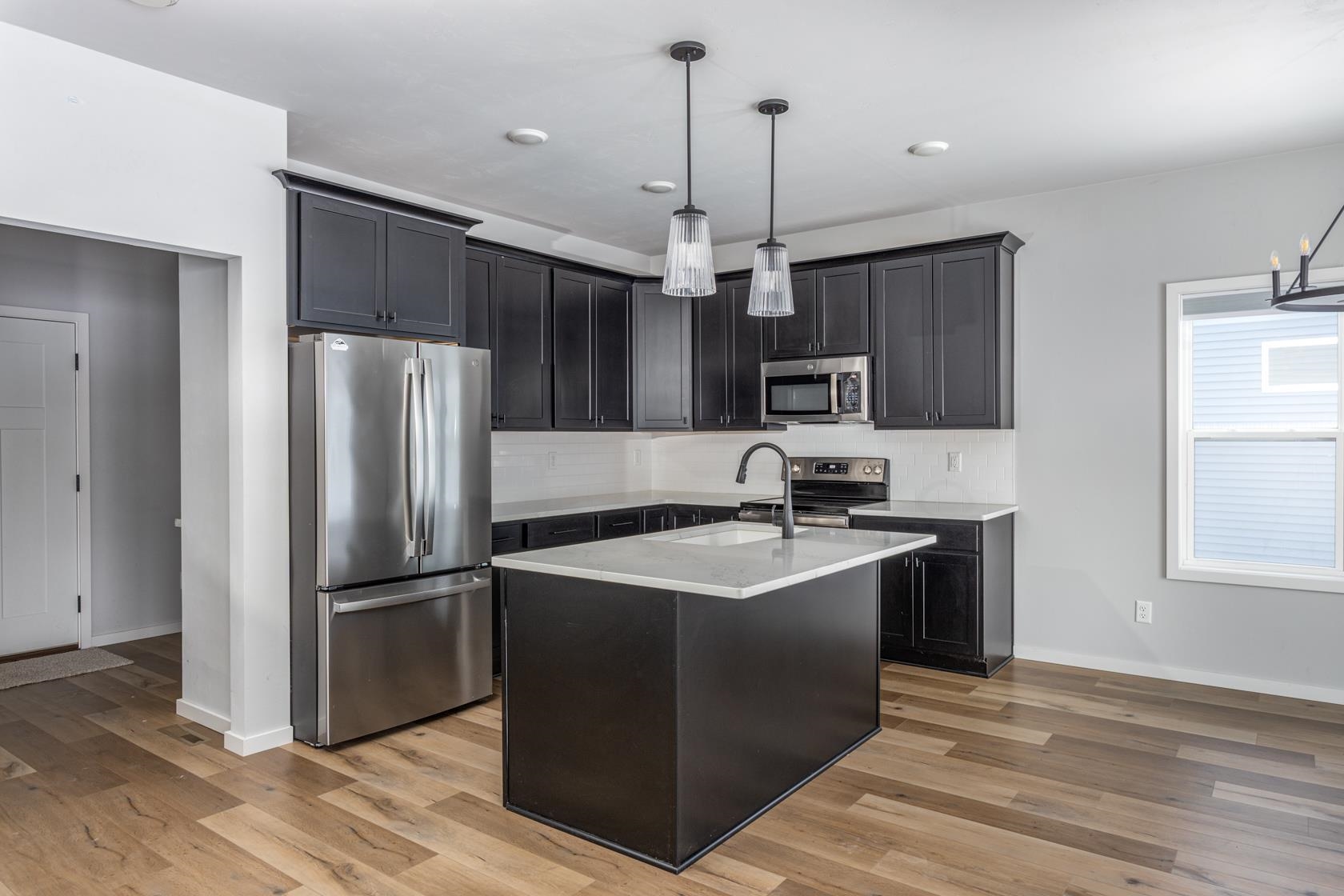 4535 North Cherryvale Avenue Appleton, WI 54913 - Photo 14 of 32