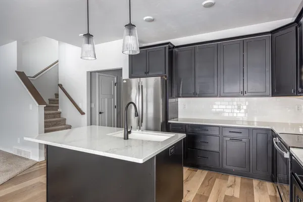$414,900 | 4535 North Cherryvale Avenue, Appleton, WI 54913