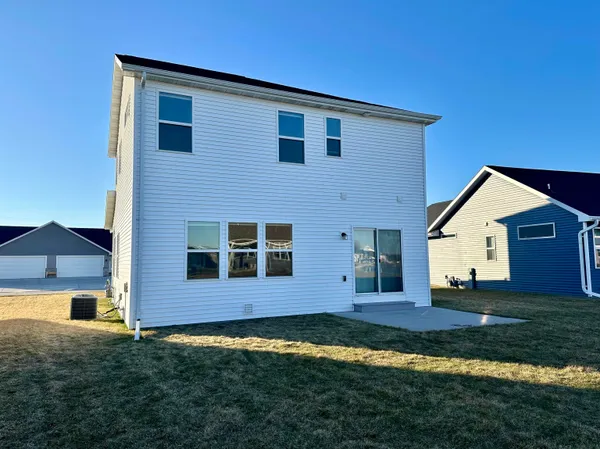 $414,900 | 4535 North Cherryvale Avenue, Appleton, WI 54913