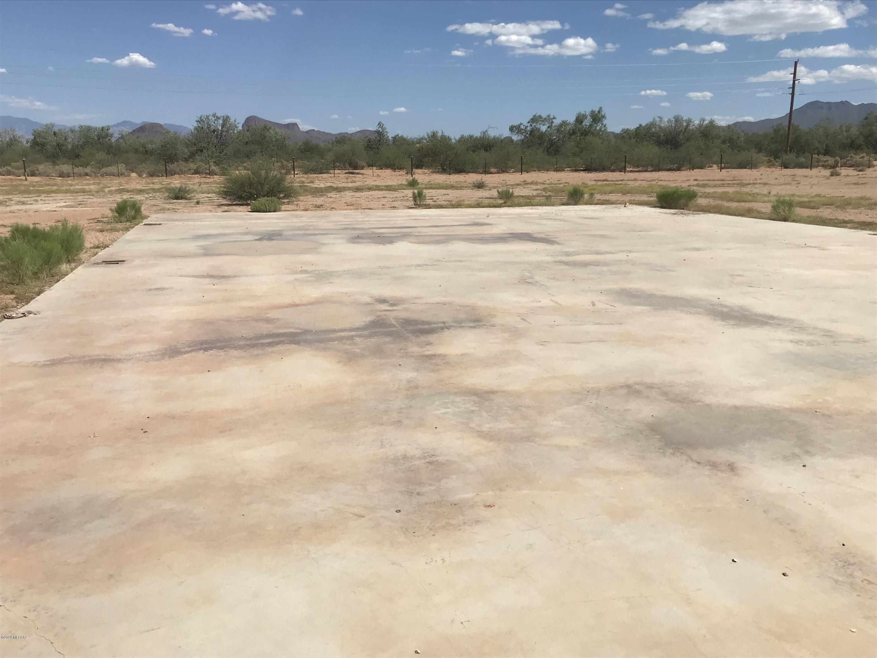 7855 North Avra Road Tucson, AZ 85743 - Photo 7 of 12 Gallery Image 7