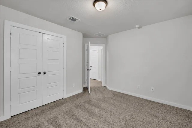 $277,900 | 124 Maybelline Road, Jarrell, TX 76537