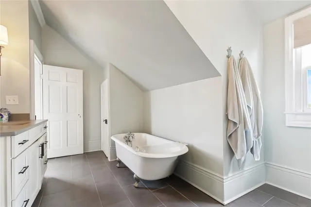 $1,900 | 5921 Tchoupitoulas Street, Unit 5921, New Orleans, LA 70115