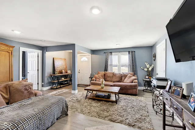 $259,999 | 6498 South 200 East, Markleville, IN 46056