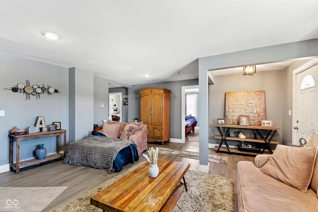 $259,999 | 6498 South 200 East, Markleville, IN 46056