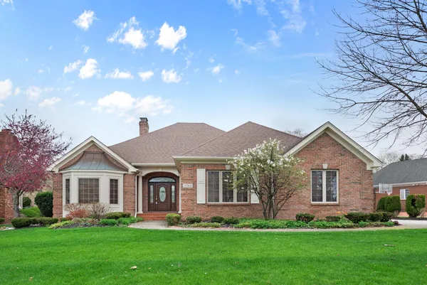 $715,000 | 10303 Cherrywood Lane, Munster, IN 46321
