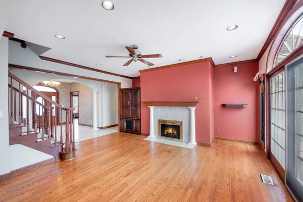 $715,000 | 10303 Cherrywood Lane, Munster, IN 46321