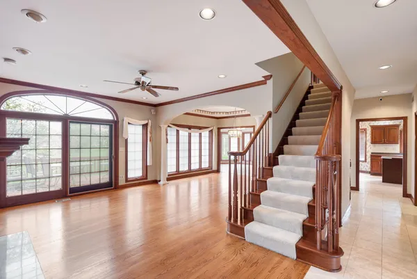 $715,000 | 10303 Cherrywood Lane, Munster, IN 46321