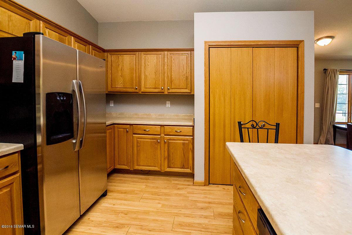 2205 30th Avenue Northwest Rochester, MN 55901 - Photo 8 of 20 Gallery Image 8
