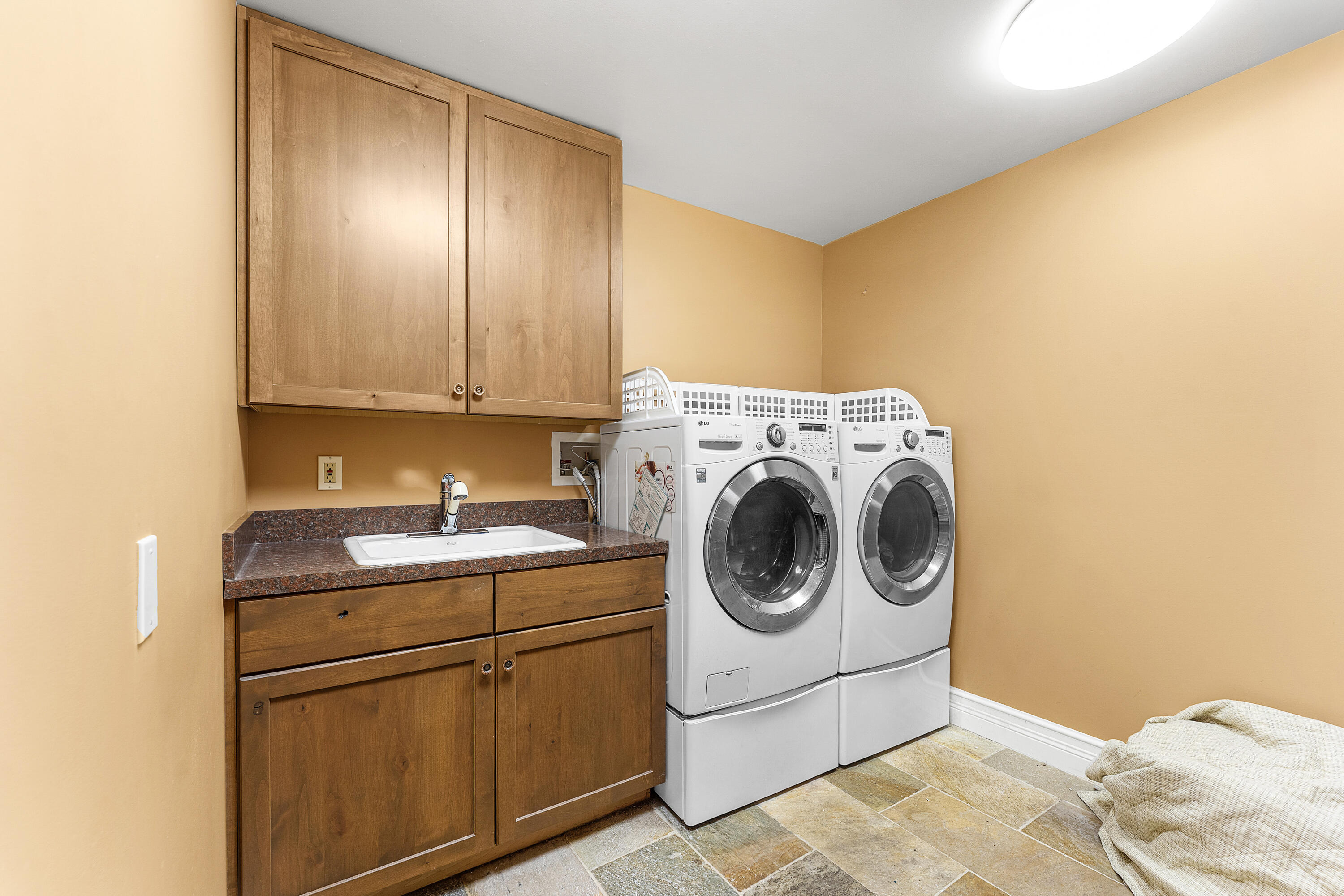 10295 St Andrews Road Boynton Beach, FL 33436 - Photo 32 of 43 a utility room with dryer and washer