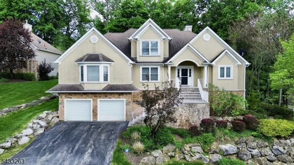 $749,900 | 25 Bracken Hill Road, Hamburg, NJ 07419
