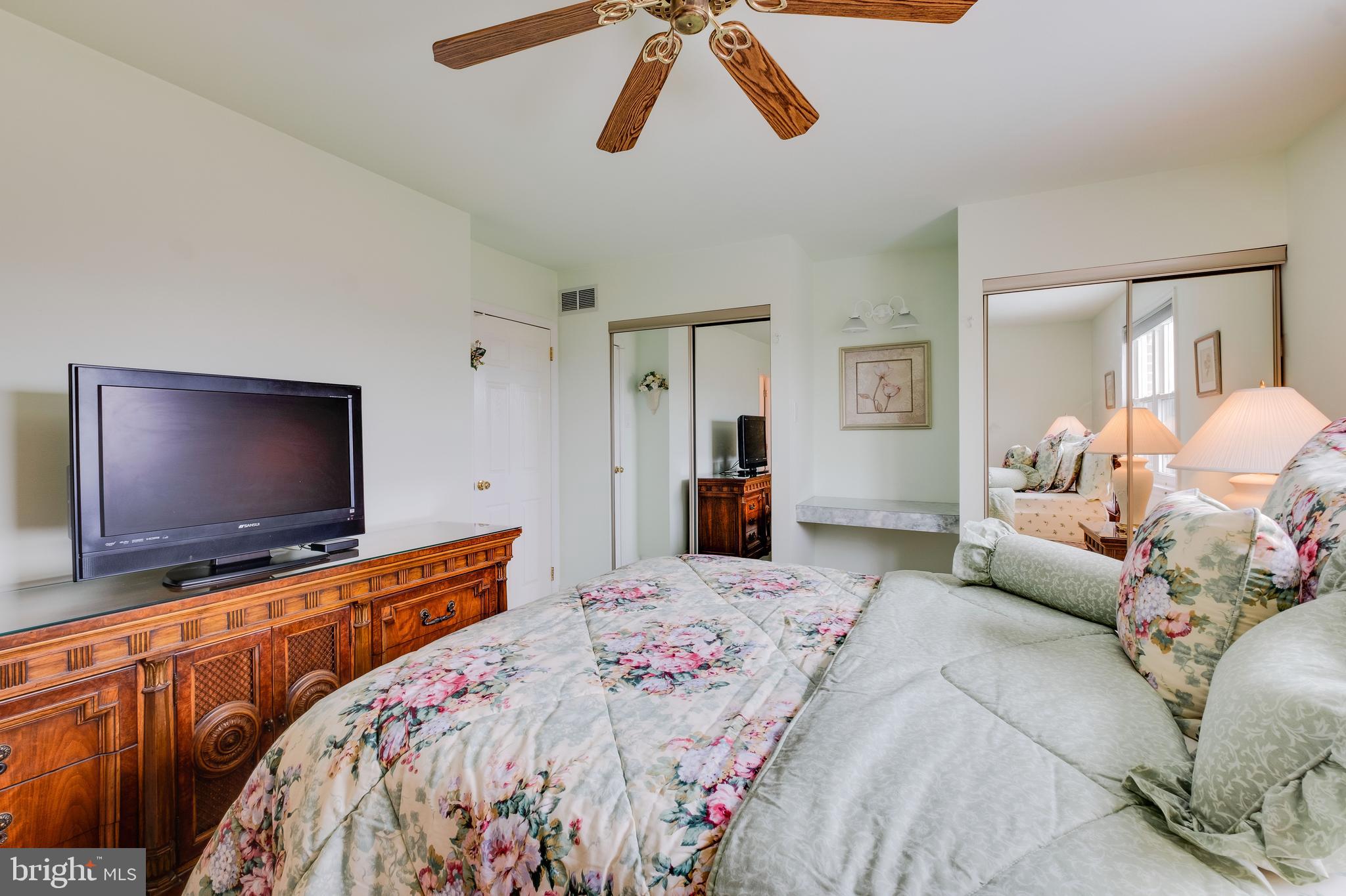 10729 Philcrest Road Philadelphia, PA 19154 - Photo 21 of 32 Gallery Image 21