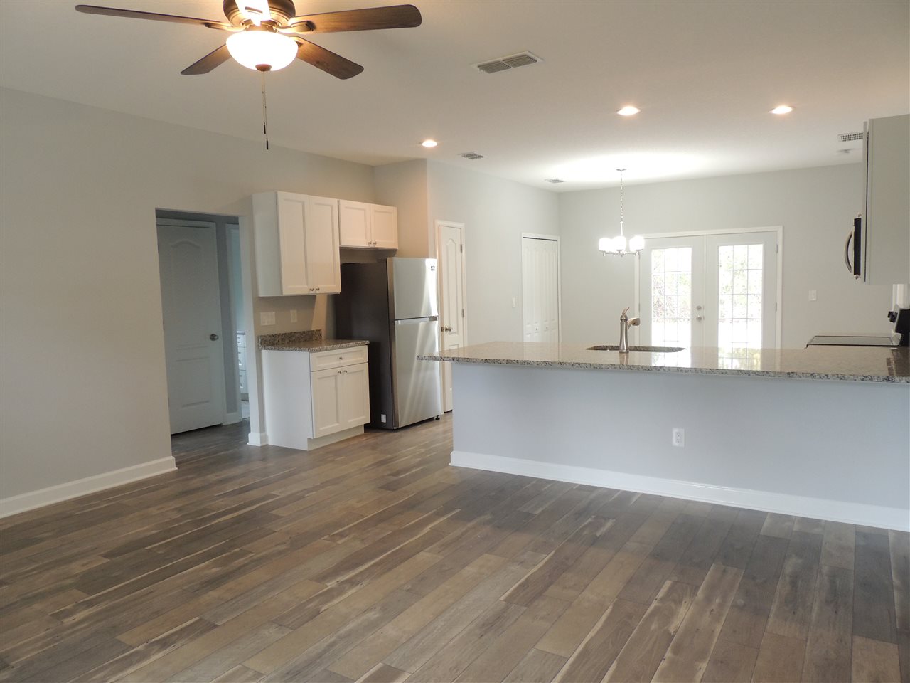 215 Vassar Road St. Augustine, FL 32086 - Photo 4 of 31