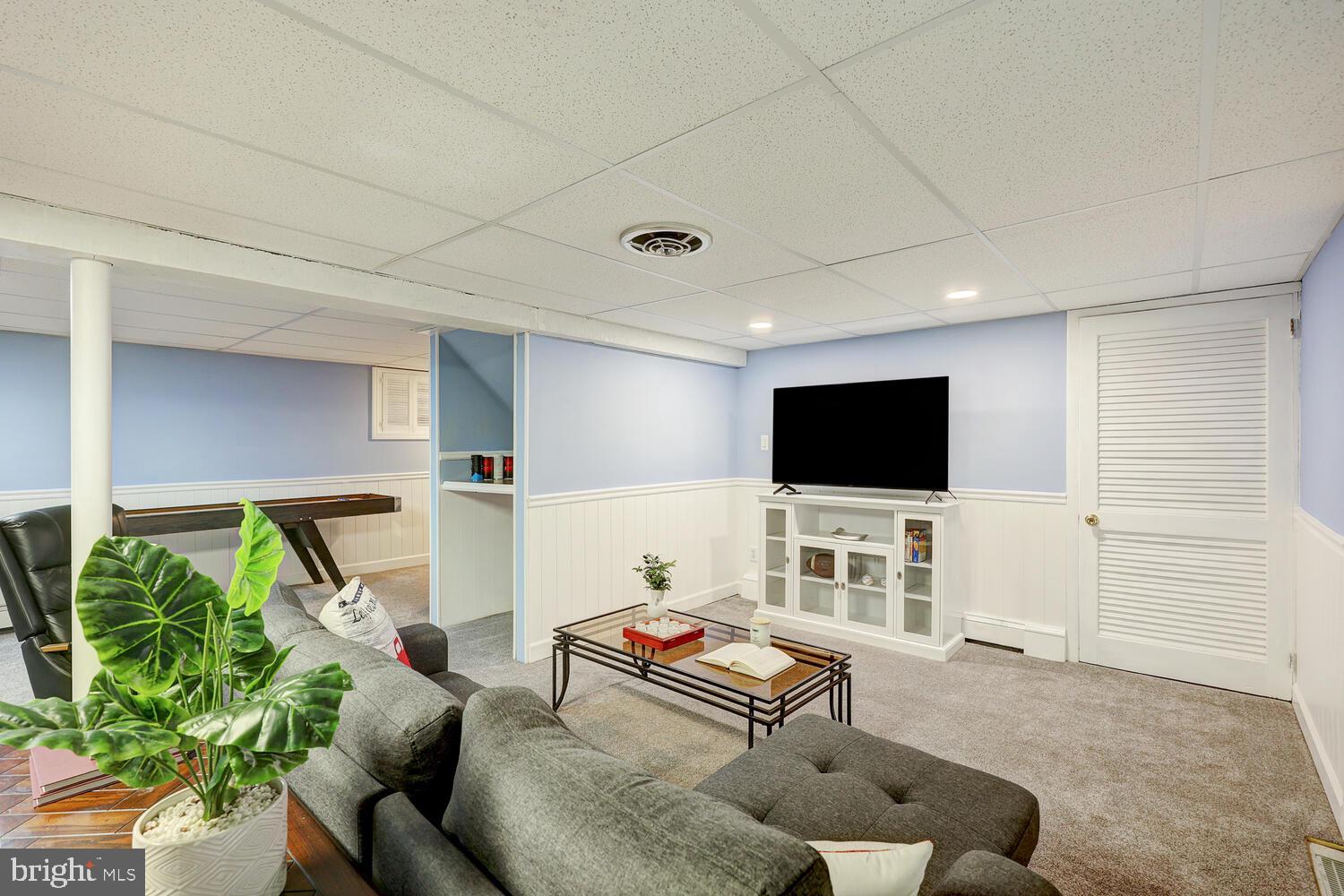 36 Lochatong Road Ewing, NJ 08628 - Photo 34 of 47 Rec Room