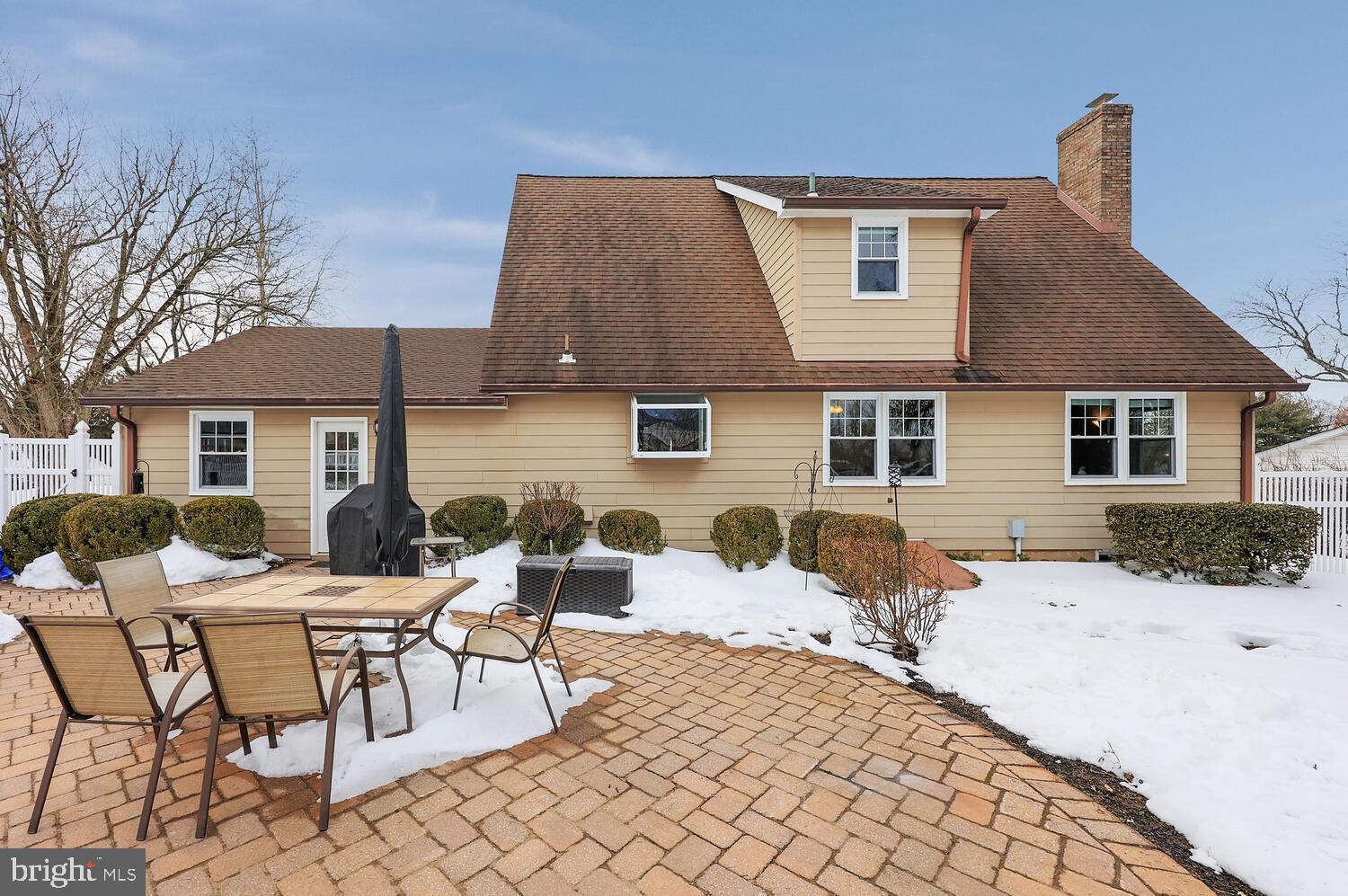 36 Lochatong Road Ewing, NJ 08628 - Photo 37 of 47 Patio