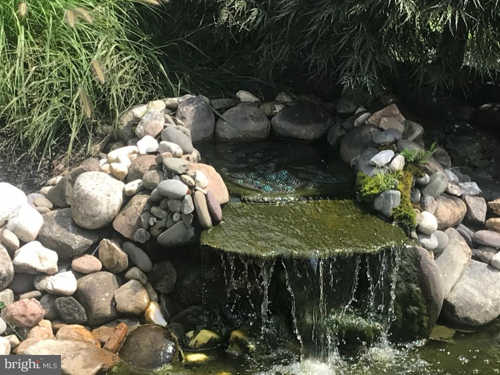 36 Lochatong Road Ewing, NJ 08628 - Photo 43 of 47 Pond