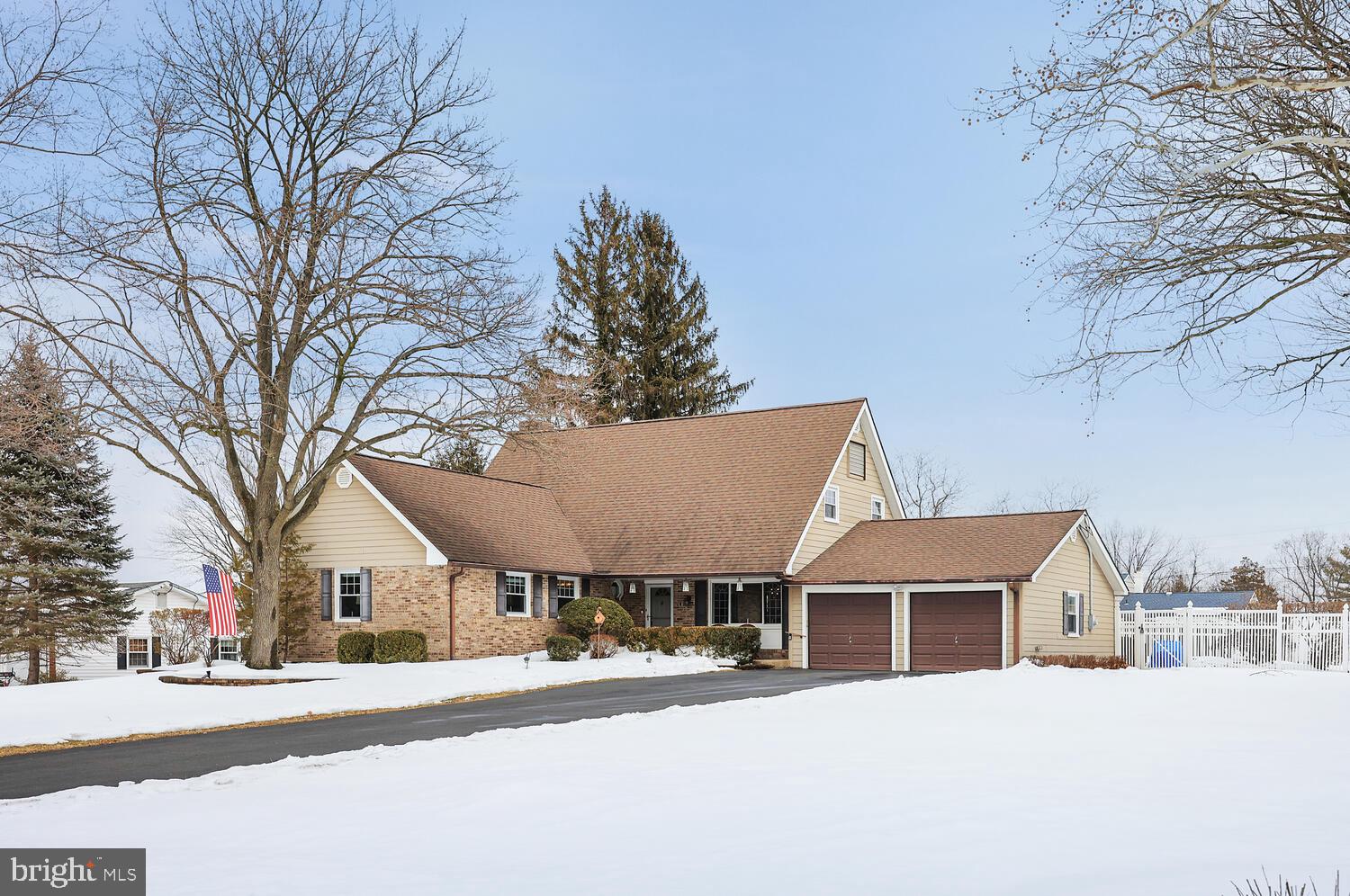 36 Lochatong Road Ewing, NJ 08628 - Photo 5 of 47 Exterior Front