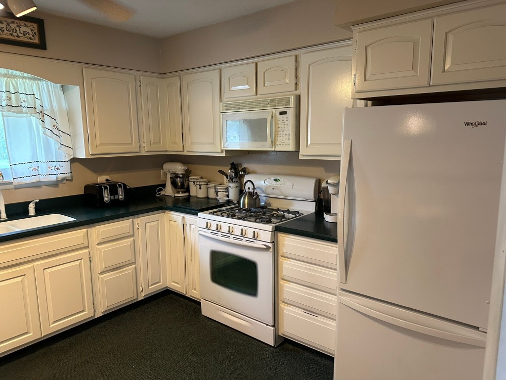 701 Zeggert Road Endicott, NY 13760 - Photo 8 of 23 Gallery Image 8