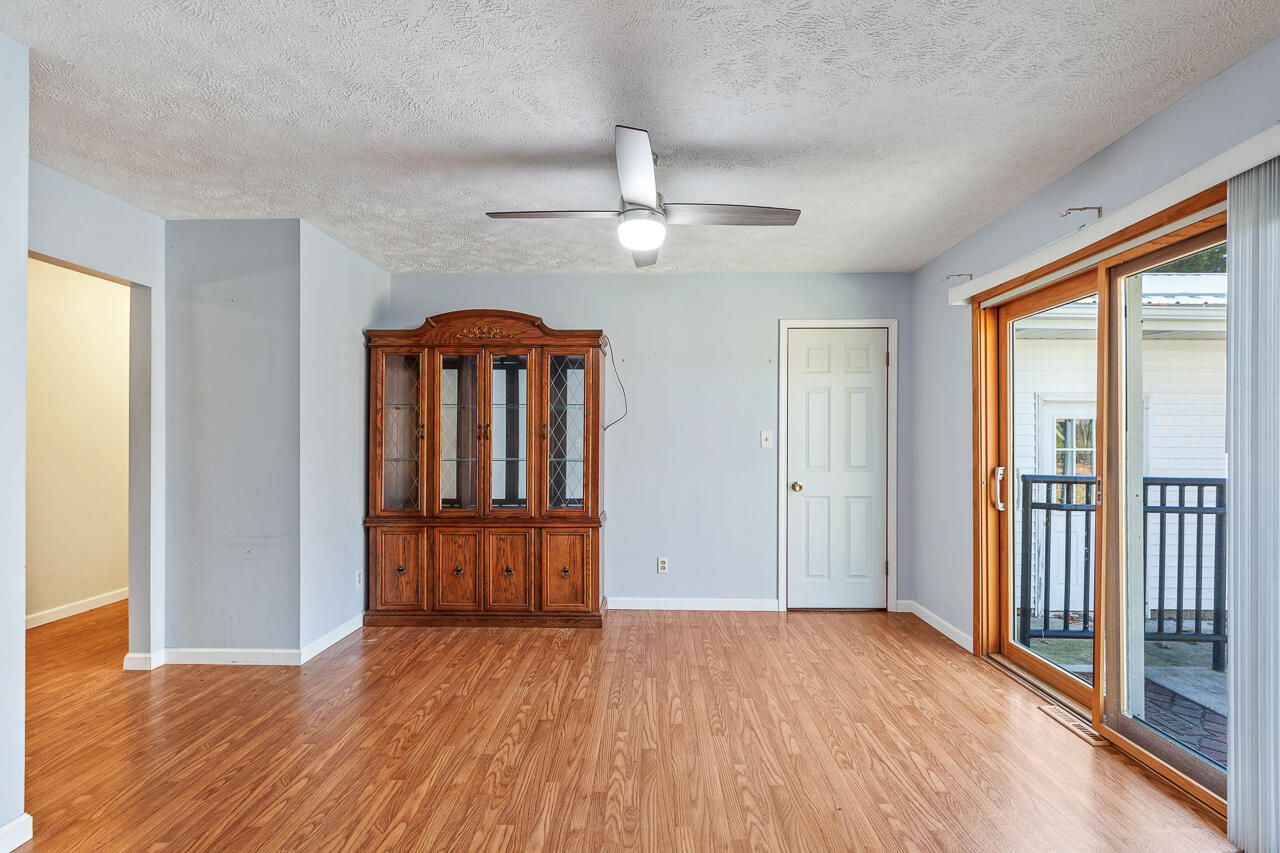 6780 Bennett Road Jackson, MI 49201 - Photo 11 of 42 6780 Bennett Rd - Jackson - 1007