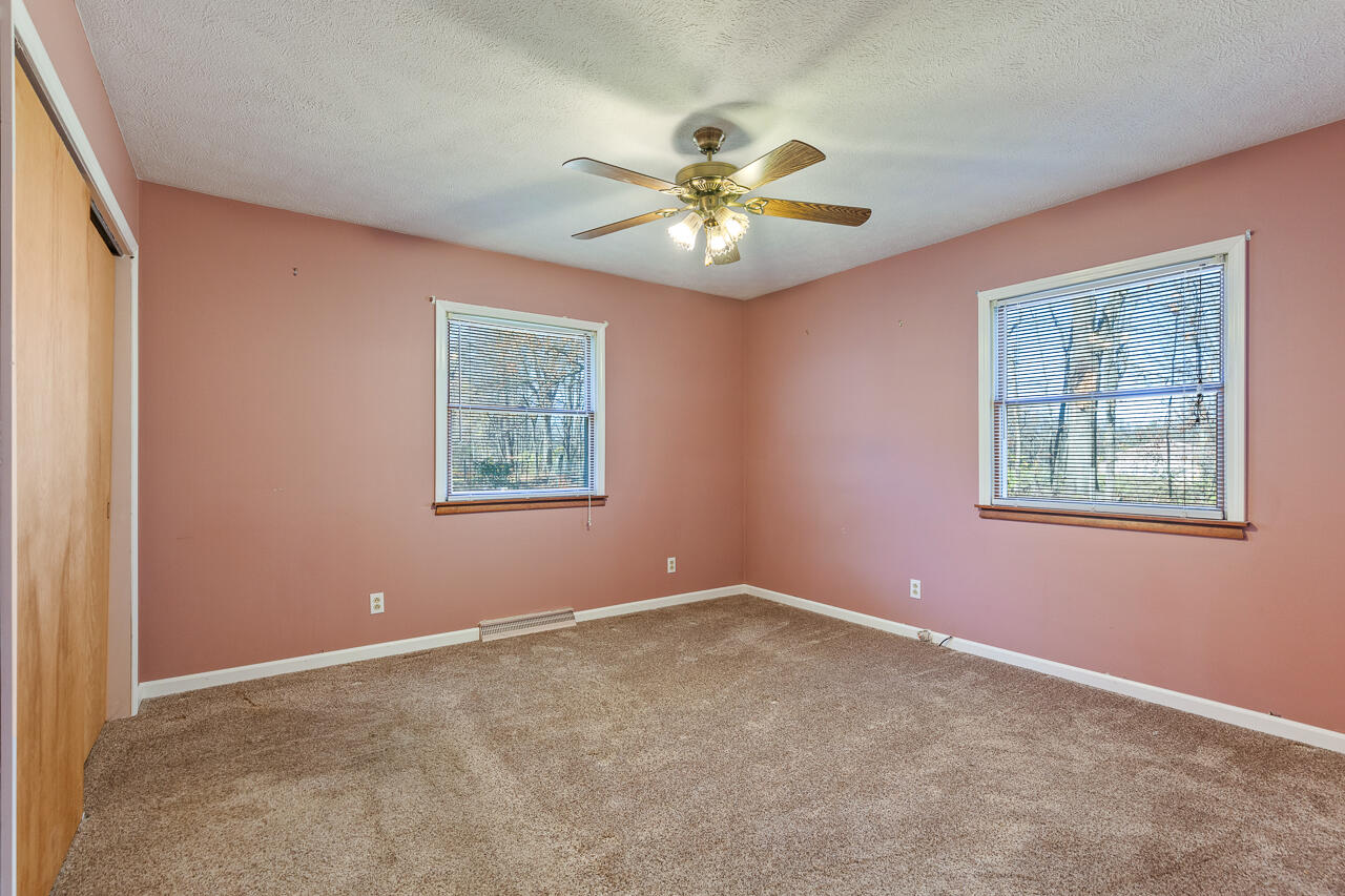 6780 Bennett Road Jackson, MI 49201 - Photo 17 of 42 6780 Bennett Rd - Jackson - 1016