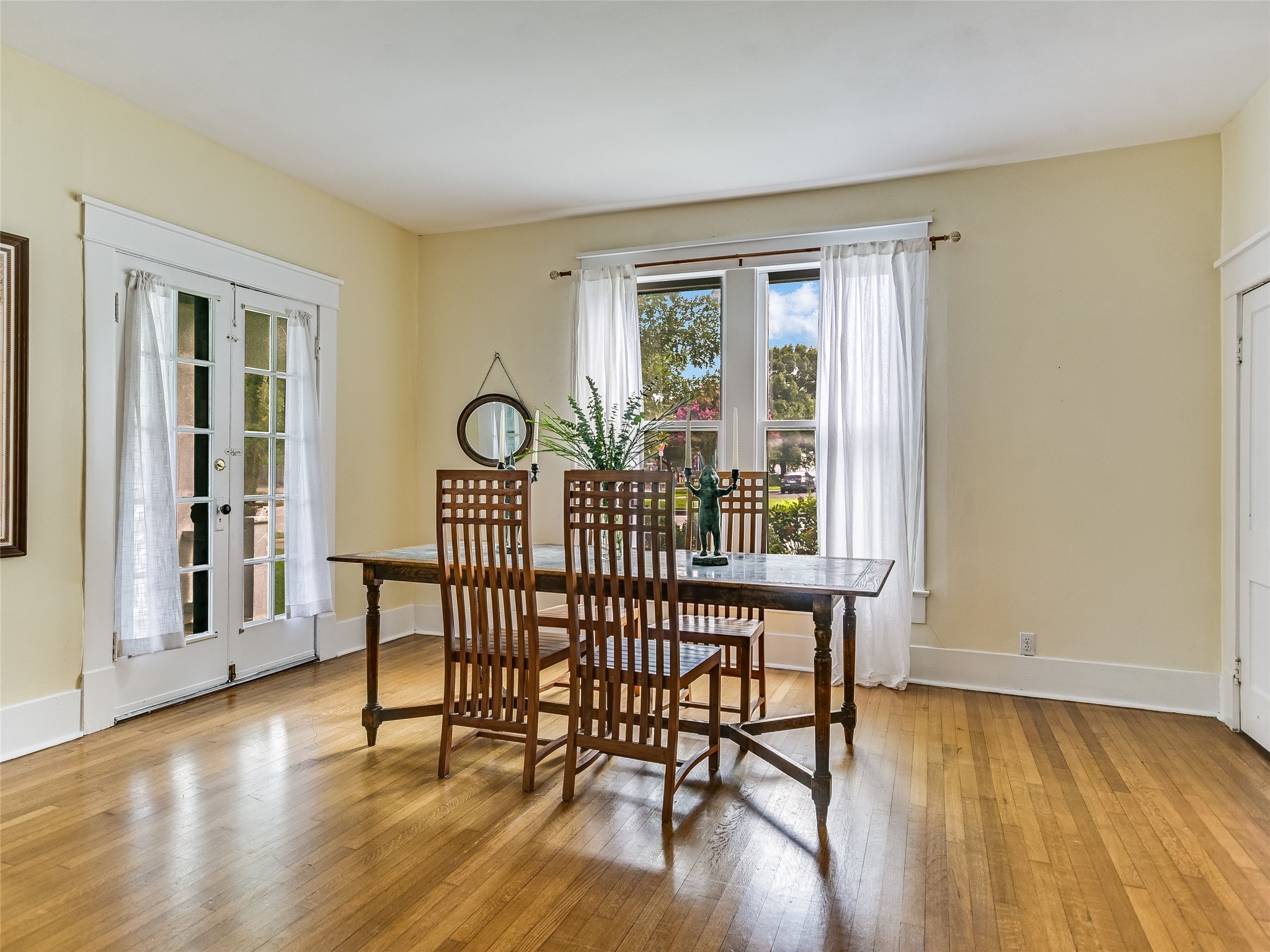 200 West 40th Street Austin, TX 78751 - Photo 9 of 40