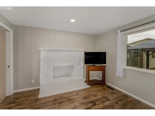 $475,000 | 555 66th Street, Springfield, OR 97478