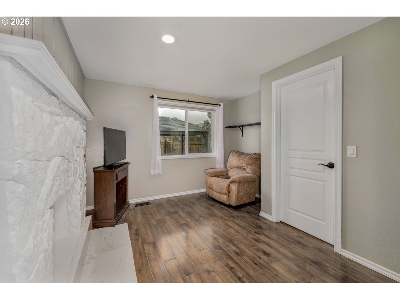 555 66th Street Springfield, OR 97478 - Photo 7 of 29