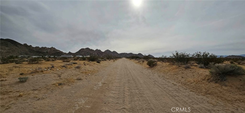 800 Stellar Road Lucerne Valley, CA 92356 - Photo 7 of 11 a view of lake