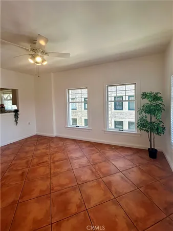 $1,850 | 2121 James M Wood Boulevard, Unit 224, Los Angeles, CA 90006