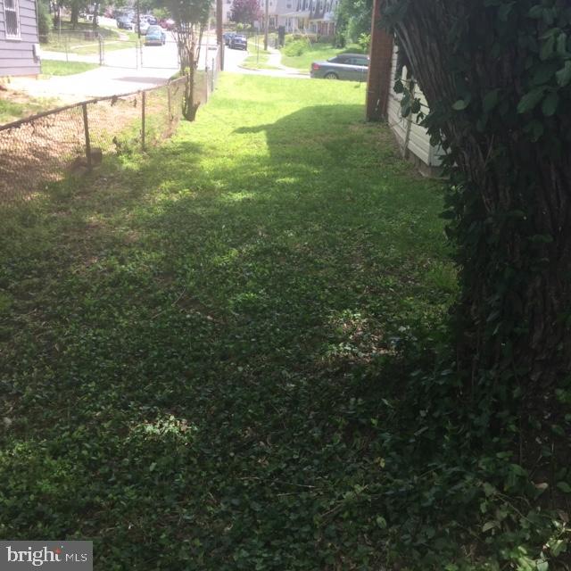 7616 Burnside Road Landover, MD 20785 - Photo 11 of 20 BACKYARD