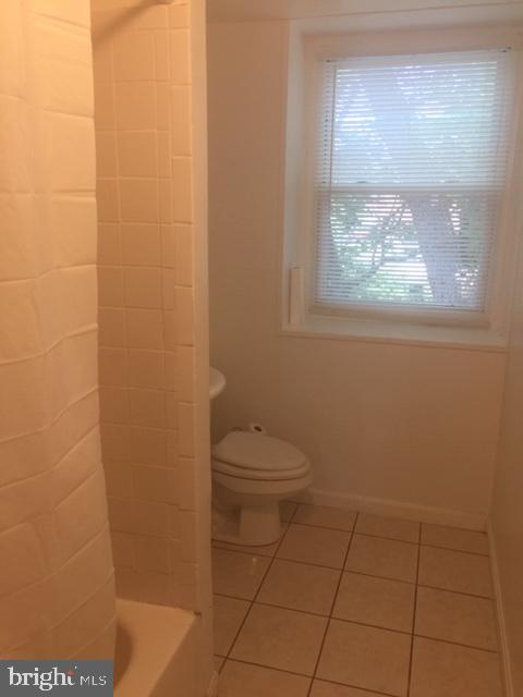 7616 Burnside Road Landover, MD 20785 - Photo 14 of 20 FULL BATH