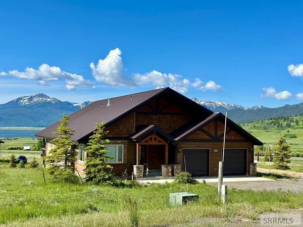$849,900 | 3676 Henry's Lake Cir Island Park, Island Park, ID 83429