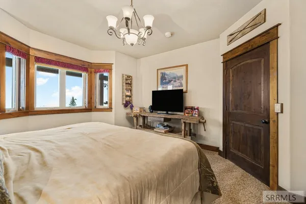 $849,900 | 3676 Henry's Lake Cir Island Park, Island Park, ID 83429