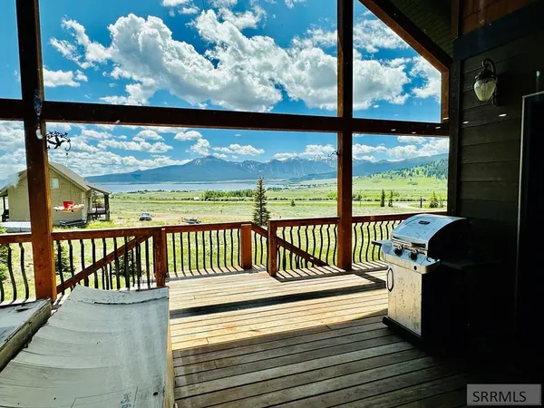 $849,900 | 3676 Henry's Lake Cir Island Park, Island Park, ID 83429