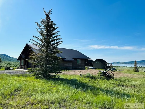 $849,900 | 3676 Henry's Lake Cir Island Park, Island Park, ID 83429