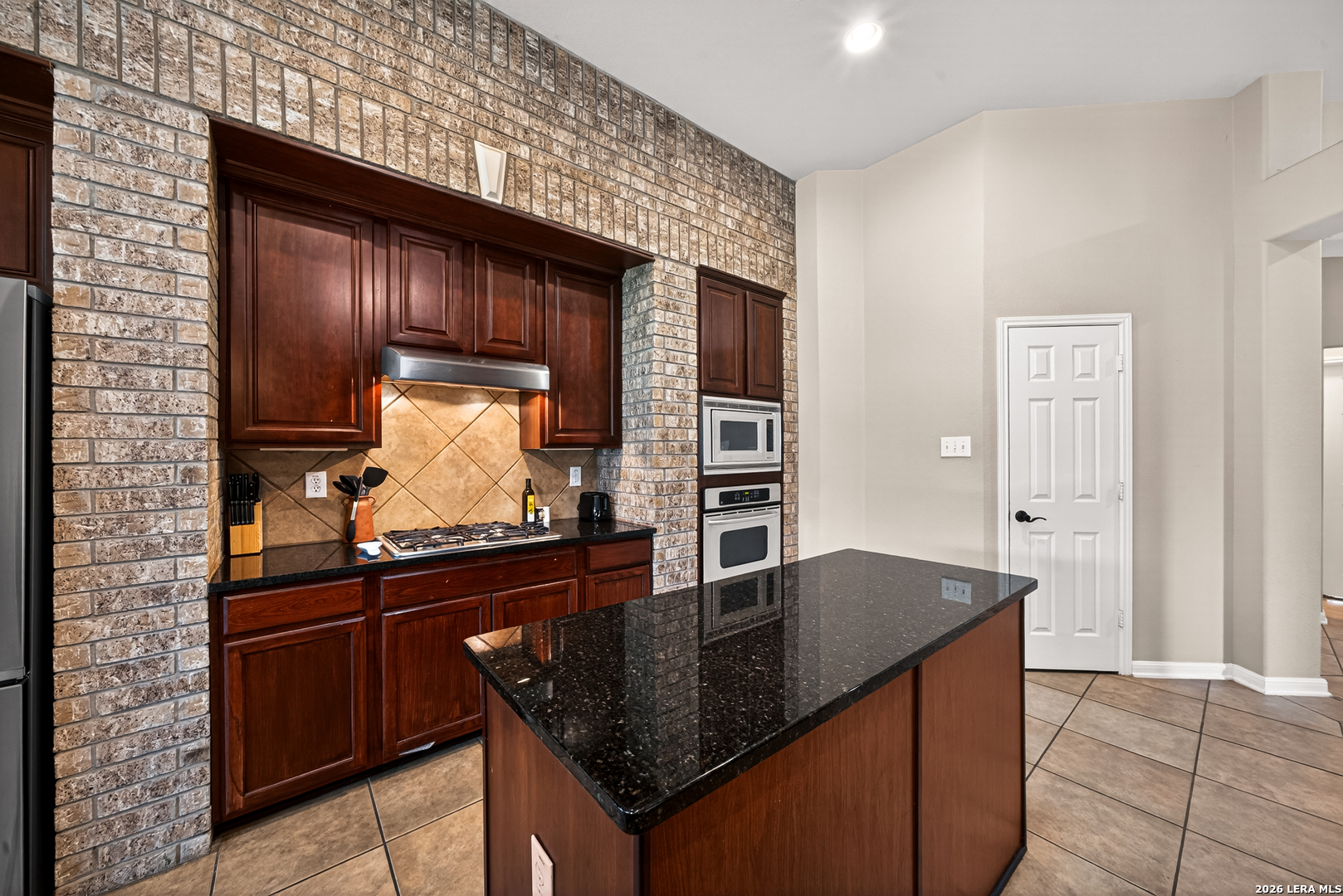 9123 Rio Sedona Helotes, TX 78023 - Photo 19 of 40