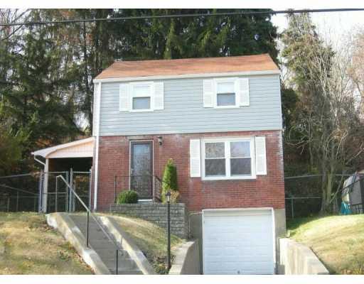864 Middle Road Pittsburgh, PA 15234 - Photo 1 of 8 Exterior Front.