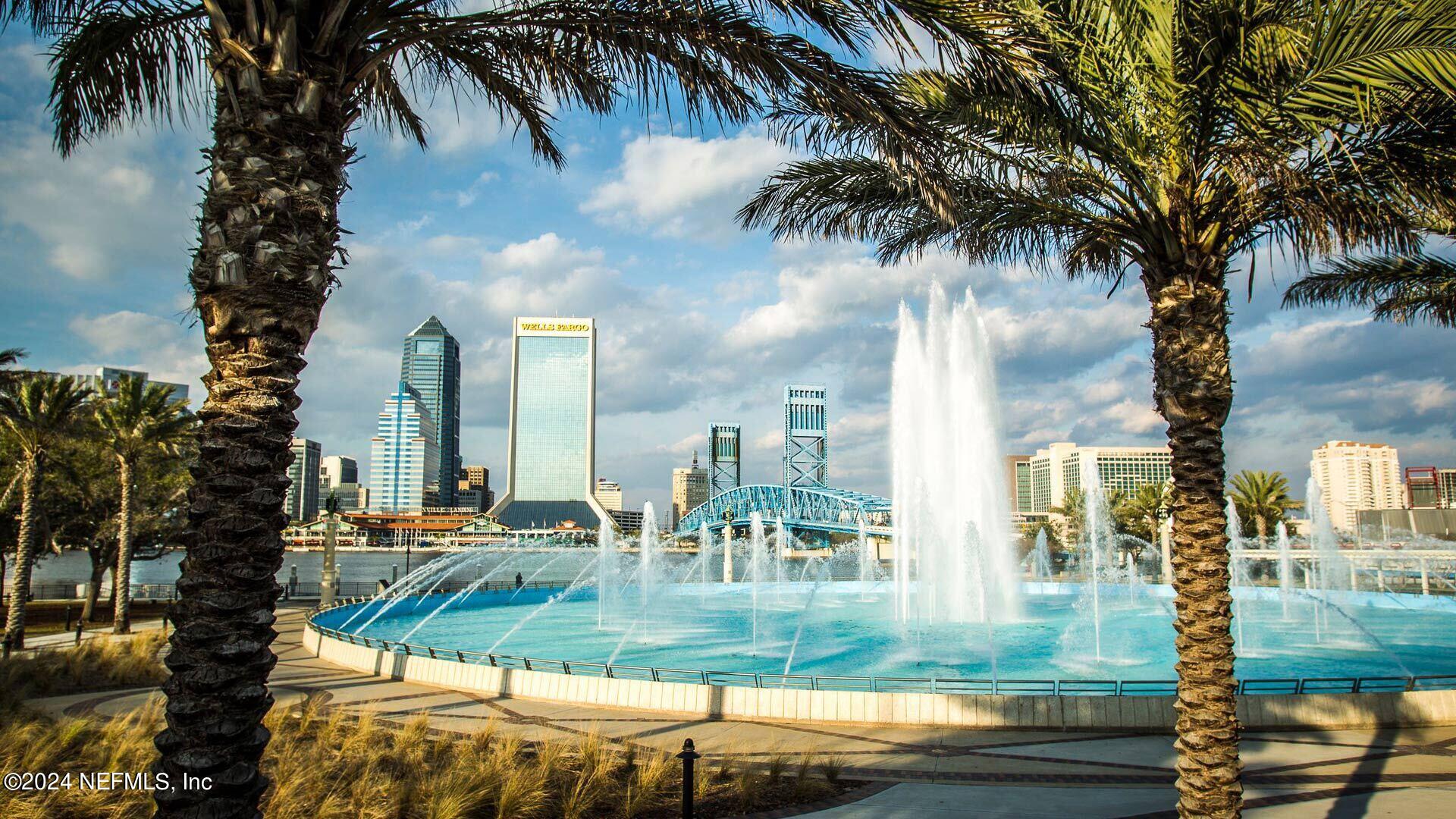9249 Stony Brook Road Jacksonville, FL 32256 - Photo 19 of 34 an aerial view of residential houses with outdoor space