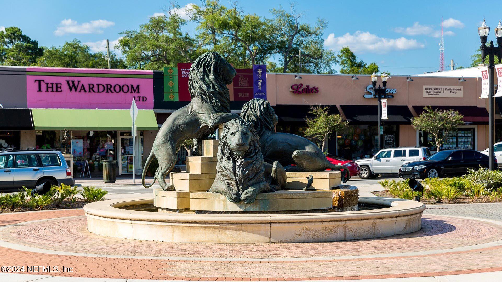 9249 Stony Brook Road Jacksonville, FL 32256 - Photo 20 of 34 a view of a house with basketball court