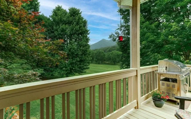 $650,000 | 115 Country Club View, Hayesville, NC 28904