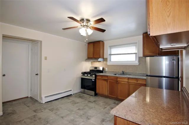 $2,100 | 201 Bennett Avenue, Unit 1, Yonkers, NY 10701