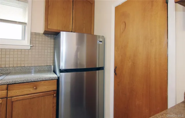 $2,100 | 201 Bennett Avenue, Unit 1, Yonkers, NY 10701