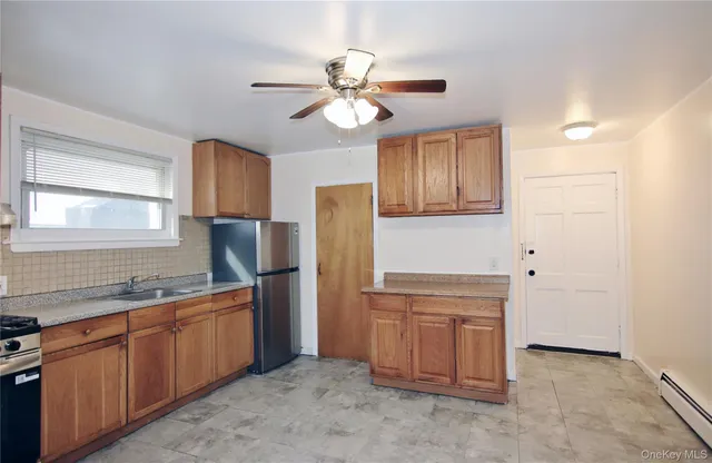 $2,100 | 201 Bennett Avenue, Unit 1, Yonkers, NY 10701