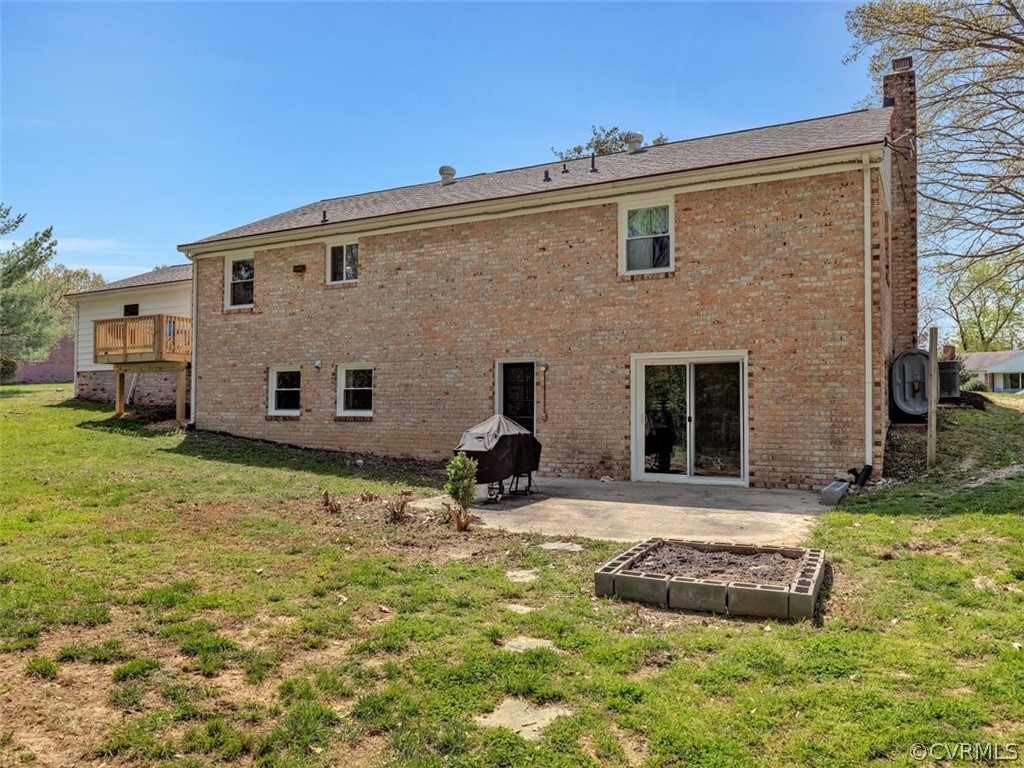 5331 Carteret Road Chesterfield, VA 23832 - Photo 27 of 27 a front view of a house with a yard