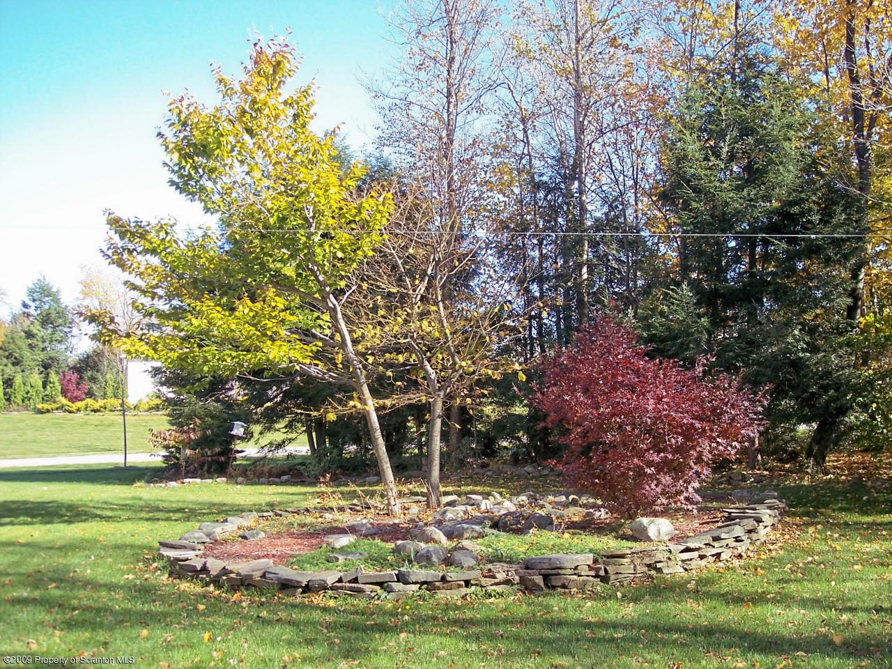 909 Old Logger Road Moscow, PA 18444 - Photo 13 of 16 Gallery Image 13