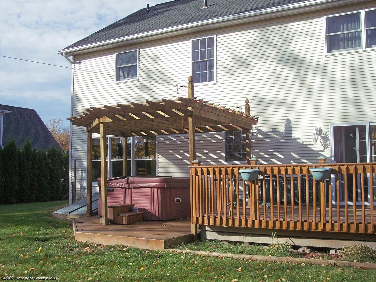 909 Old Logger Road Moscow, PA 18444 - Photo 15 of 16 Gallery Image 15