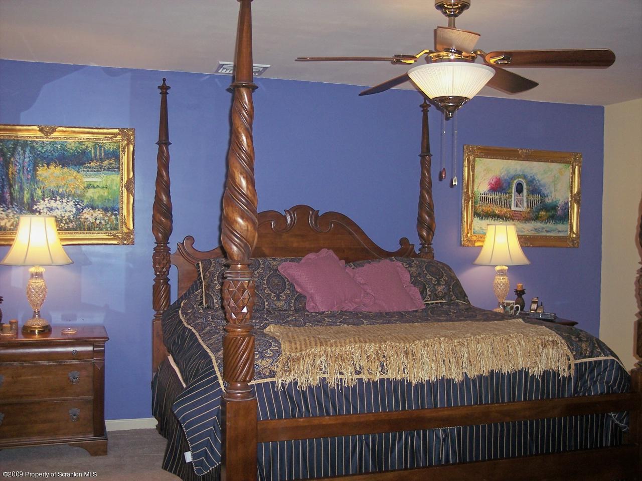 909 Old Logger Road Moscow, PA 18444 - Photo 7 of 16 Gallery Image 7
