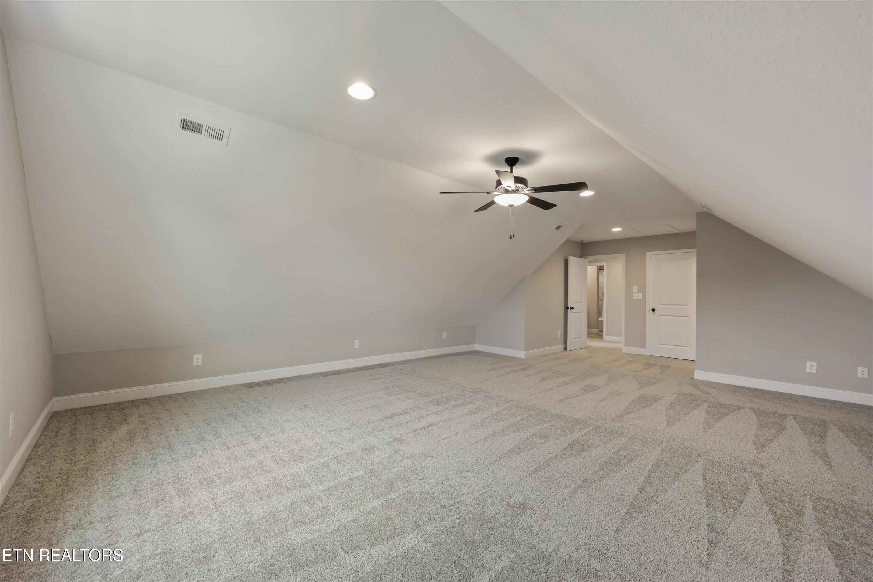 105 Cedarberry Street Oak Ridge, TN 37830 - Photo 38 of 60 35-105 Cedarberry St16