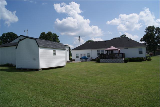 518 Dorris Road Portland, TN 37148 - Photo 18 of 20 The yard is a wonderful 1 plus acre perfect for kids, pets and even a garden!