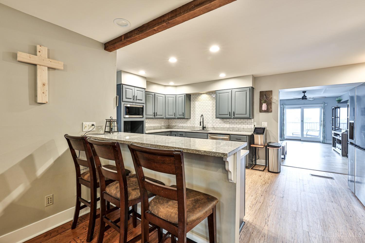 5072 Springdale Road Cincinnati, OH 45251 - Photo 19 of 56